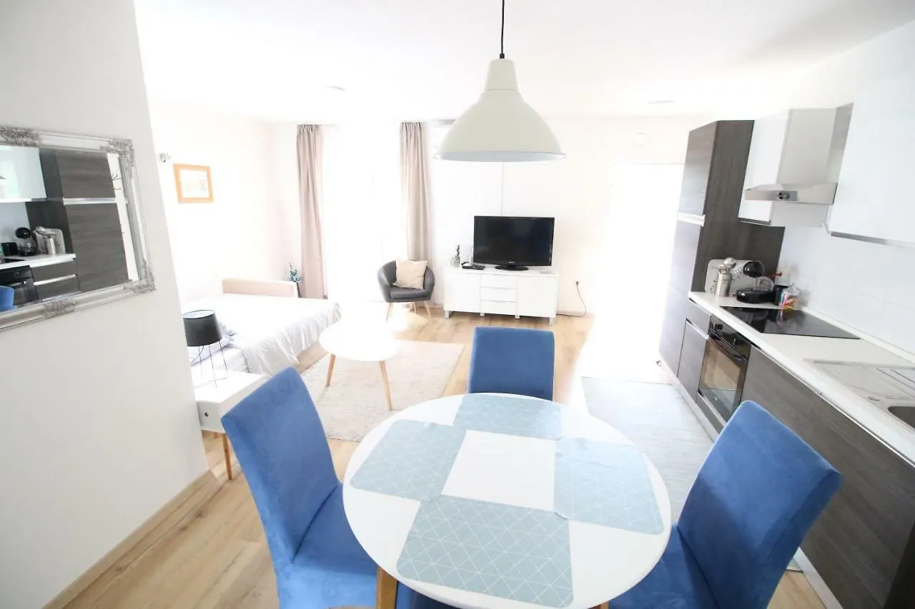 Apartments By Zec