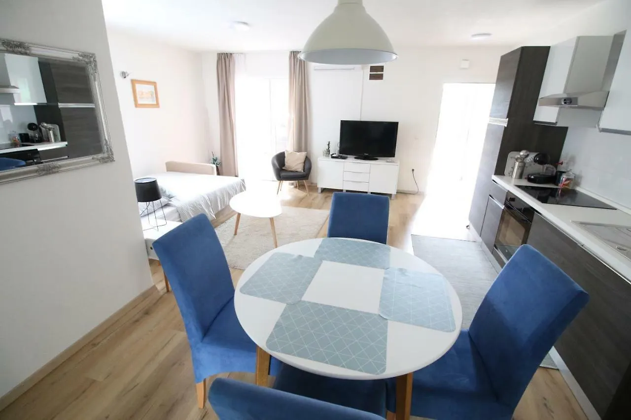 Apartments By Zec
