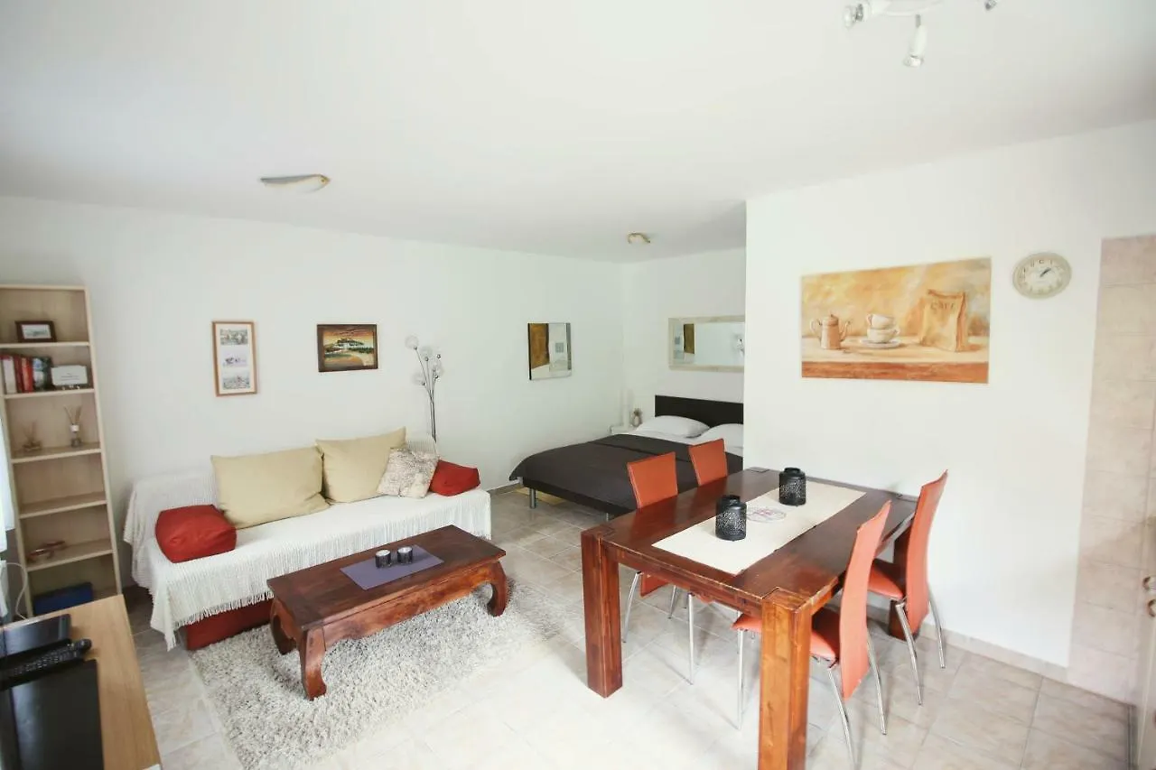 Apartments By Zec