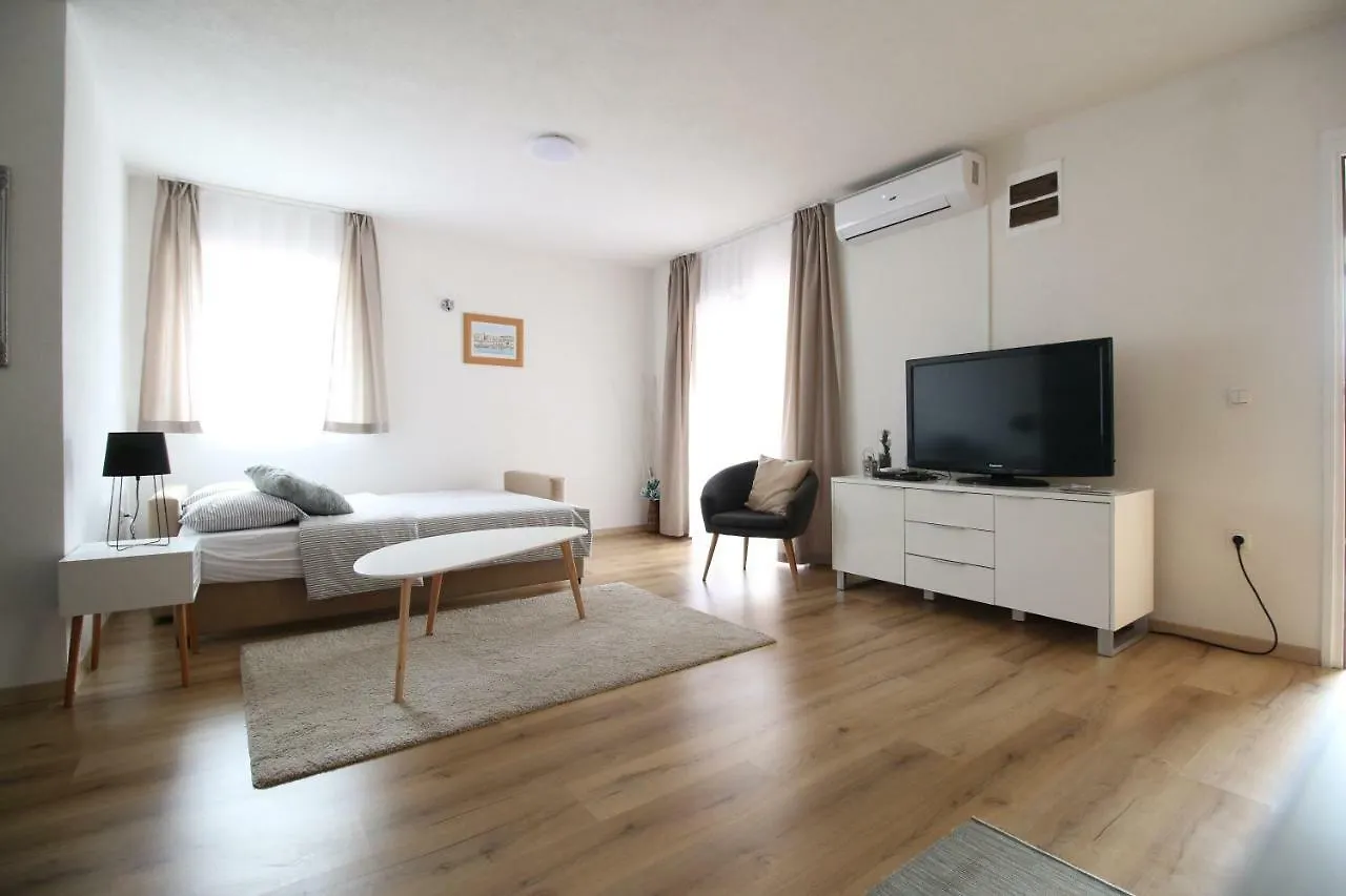 Apartments By Zec